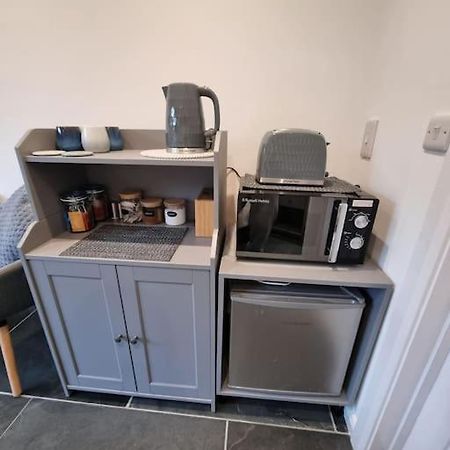 The Den - A Modern, Quirky, Self Contained Unit Apartment Braunton Exterior foto